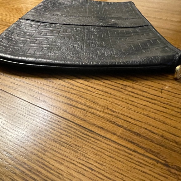 Fendi embossed leather vintage clutch ~ circa 1990 - Picture 7 of 10